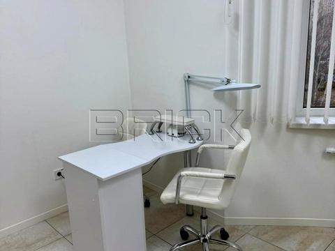 коммерческая по адресу Днепровская набережная ул., 25