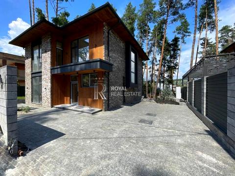 будинок за адресою Квітнева вул.