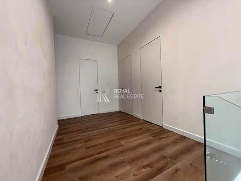 будинок за адресою Квітнева вул.