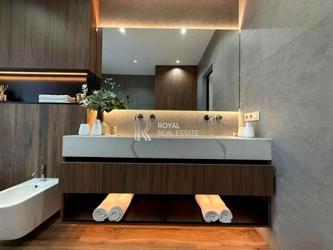 будинок за адресою Квітнева вул.