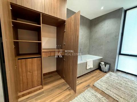 будинок за адресою Квітнева вул.