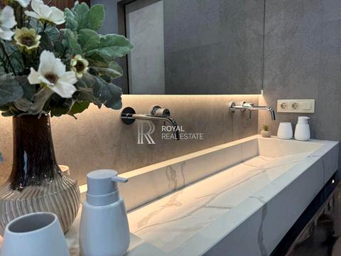 будинок за адресою Квітнева вул.