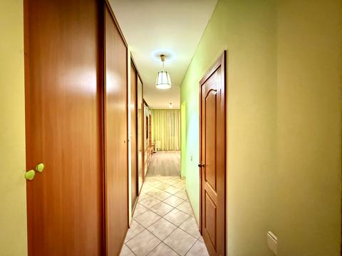 квартира за адресою Анни Ахматової вул., 45