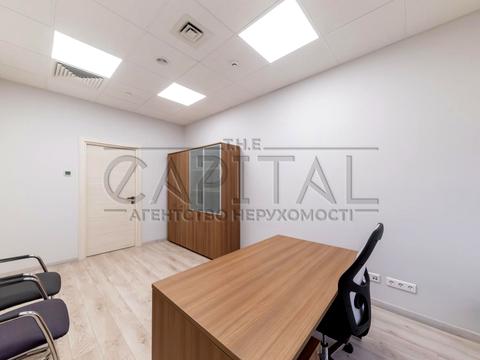 комерційна за адресою вул. Сечевых Стрельцов, 17