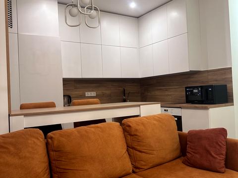 квартира за адресою Салютна вул., 2