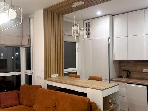 квартира за адресою Салютна вул., 2