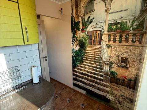 квартира по адресу Алматинская ул. (Алма-Атинская), 52-А