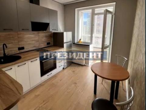 квартира за адресою Перлинна вул., 11