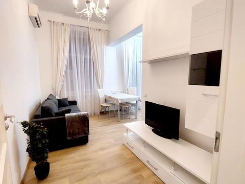 квартира по адресу Малая Житомирская ул., 3/4