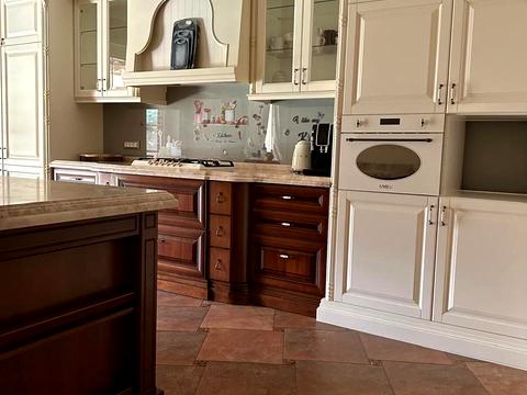 дом по адресу Горіхова ул., 11