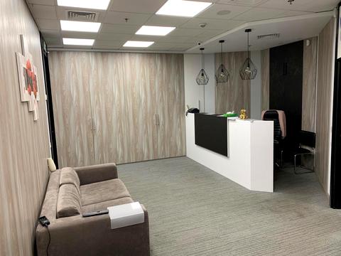 комерційна за адресою Болсуновська вул. (Сергія Струтинського), 13-15