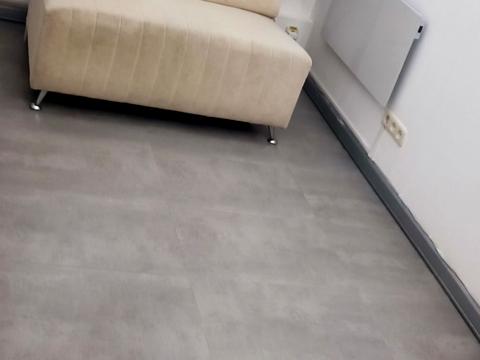 комерційна за адресою Світлий пров., 13а