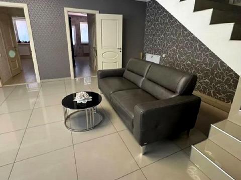 будинок за адресою Абрикосова вул.