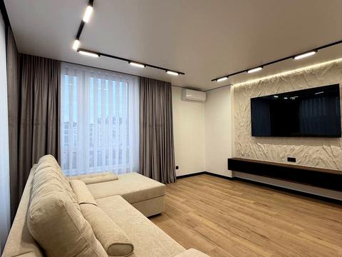 квартира за адресою Романа Левицького вул., 25