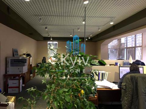 комерційна за адресою Верхньогірська вул., 7