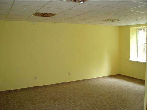 комерційна за адресою Михайла Грушевського вул., 63