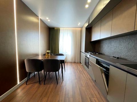 квартира за адресою Набережна Перемоги вул., 62