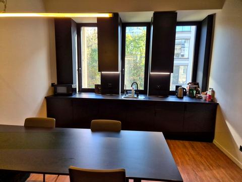 коммерческая по адресу Ивана Франко ул., 9