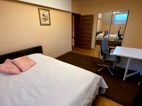 дом по адресу Січових стрільців