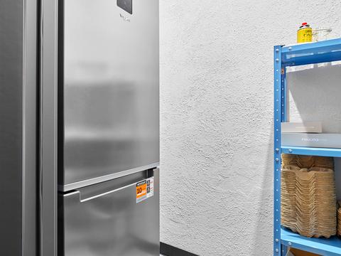 комерційна за адресою Січових Стрільців вул. (Артема), 79