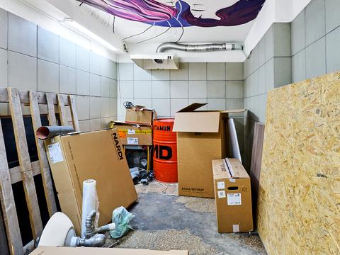 комерційна за адресою Січових Стрільців вул. (Артема), 79