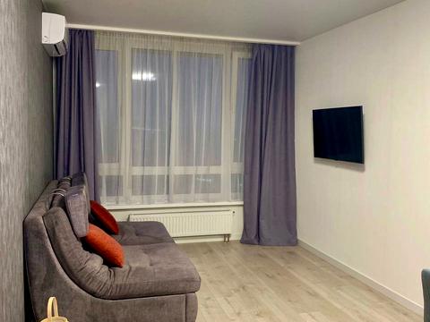 квартира за адресою Зарічна вул., 2