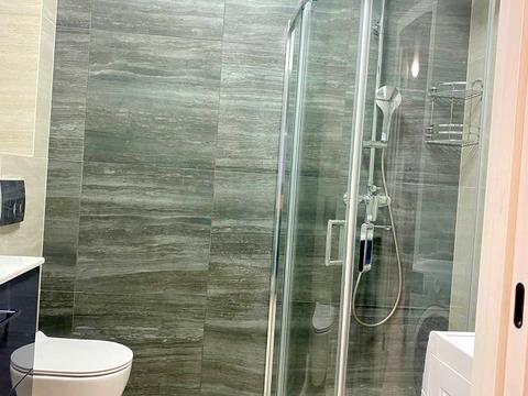 квартира за адресою Зарічна вул., 2