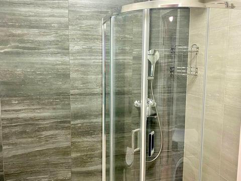 квартира за адресою Зарічна вул., 2