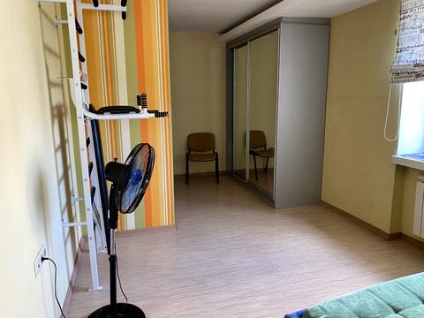 квартира за адресою Левка Лук'яненка вул. (Маршала Тимошенка), 18