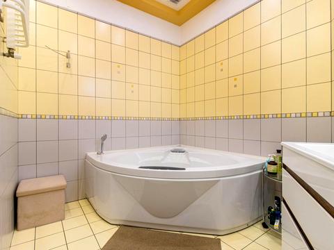 квартира по адресу Ефремова ул., 13