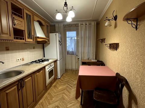 квартира за адресою Незалежності бульв. (50 років Жовтня), 10