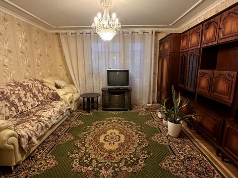 квартира за адресою Незалежності бульв. (50 років Жовтня), 10