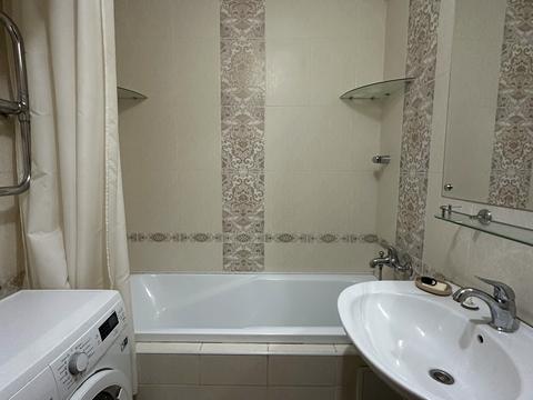 квартира за адресою Незалежності бульв. (50 років Жовтня), 10