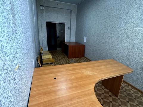 комерційна за адресою Воскресенська вул. (Леніна), 14