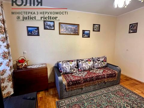 квартира за адресою Героїв Десантників вул., 11