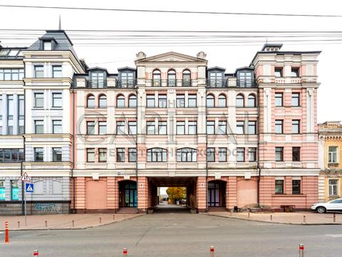 комерційна за адресою Спаська вул., 5