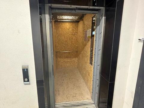 квартира за адресою Флотська вул., 10Б