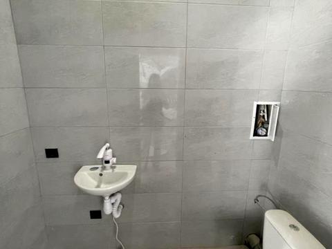 комерційна за адресою Княгинин вул., 44-1