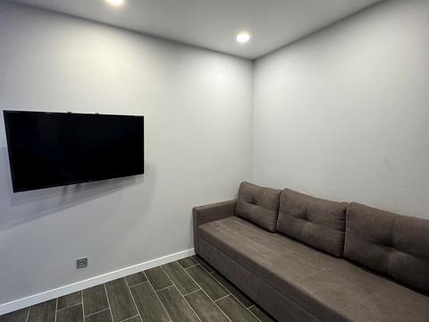 квартира за адресою Олега Мудрака вул. (Генерала Наумова), 1-Б