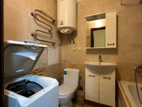 квартира по адресу Менахем-Мендл Шнеерсона ул. (Мініна), 1