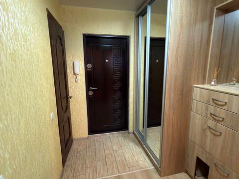 квартира по адресу Менахем-Мендл Шнеерсона ул. (Мініна), 1