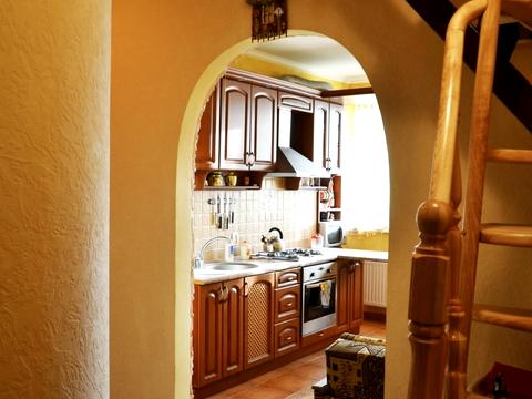 квартира за адресою Антіна Манастирського вул. (), 2