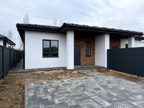 будинок за адресою Успішна