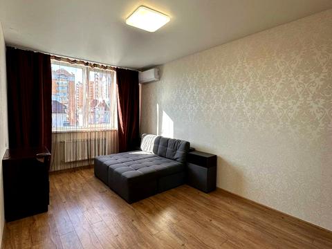 квартира за адресою Літературна вул. (Чехова), 14-В