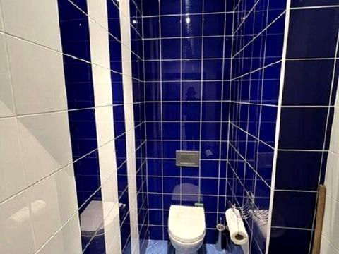 комерційна за адресою Дніпровська набережна вул., 26-Ж