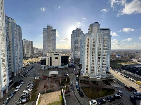 комерційна за адресою Дніпровська набережна вул., 26-Ж