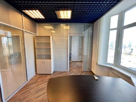 комерційна за адресою Дніпровська набережна вул., 26-Ж