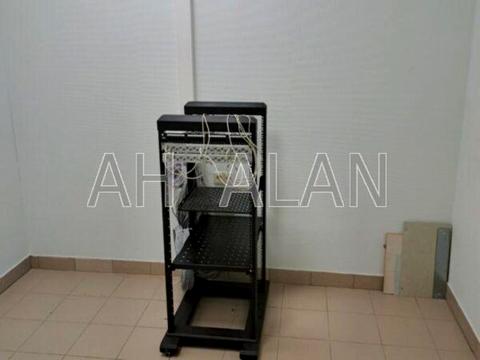 комерційна за адресою Іллінська вул., 8