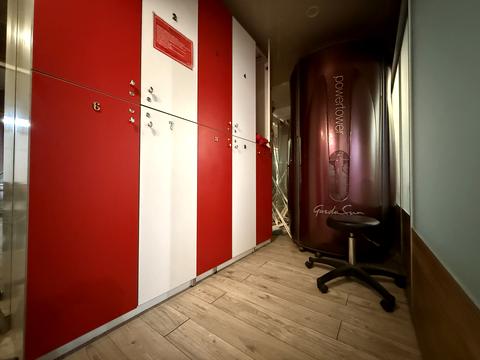 комерційна за адресою Пасічна вул., 39в