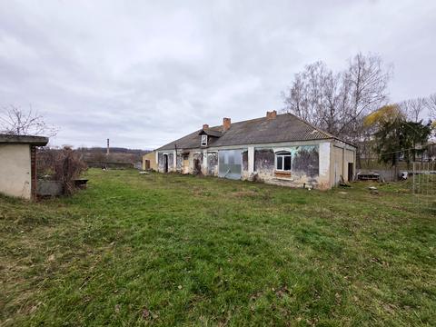 комерційна за адресою Провулок Святковий, 2